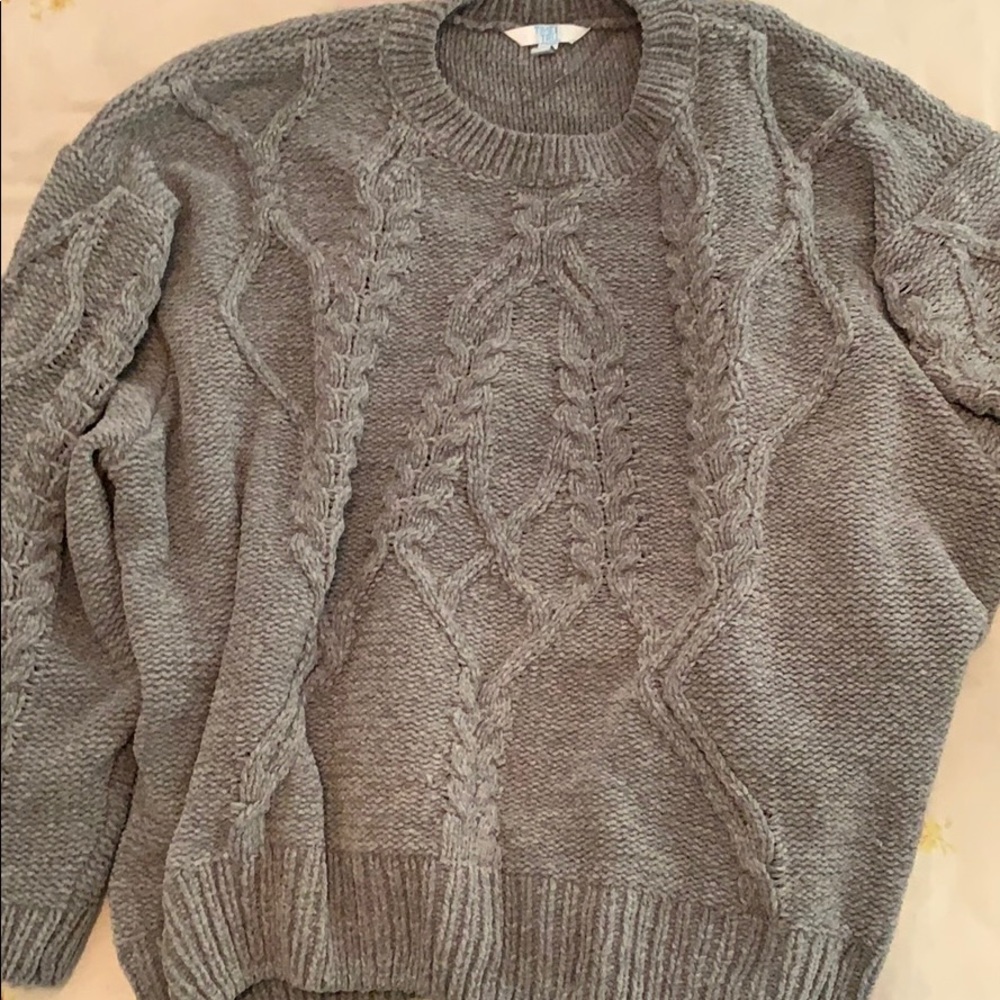 grey sweater